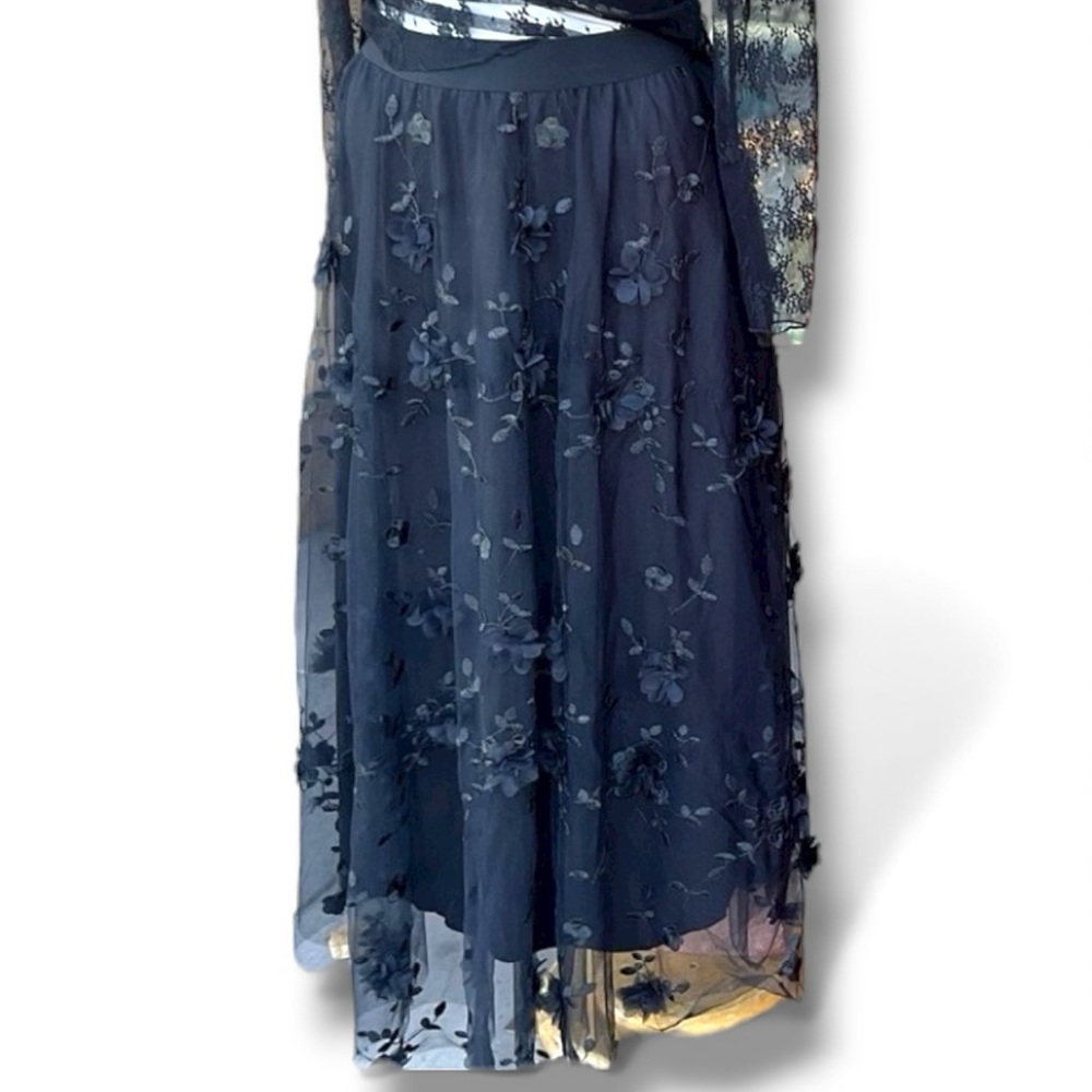 NWT Joh. Skirt black tulle 3D layered L Elegant Floral Embroidered Dress large‎